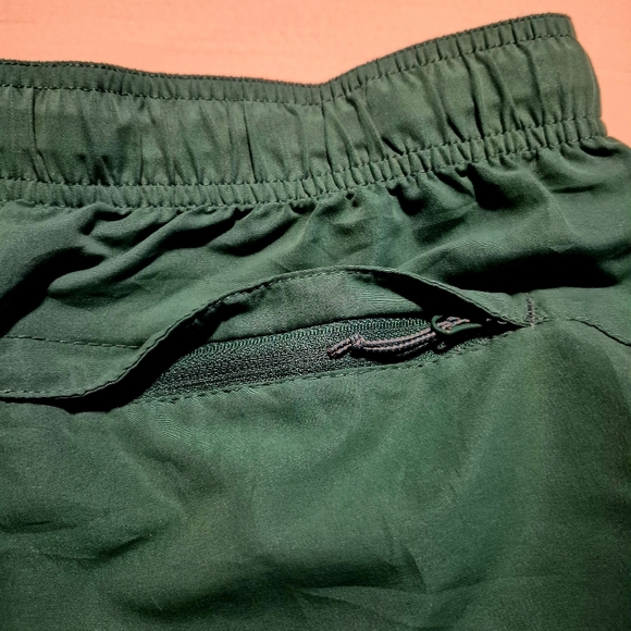 Eastern Mountain Equipment men's size Medium green hybrid shorts, VGUC - Picture 5 of 6